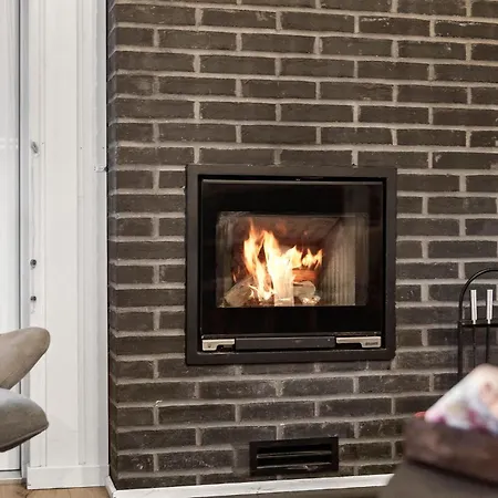 9 Bedroom Awesome In Дом отдыха *