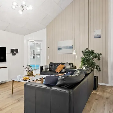 9 Bedroom Awesome In Nyaraló *